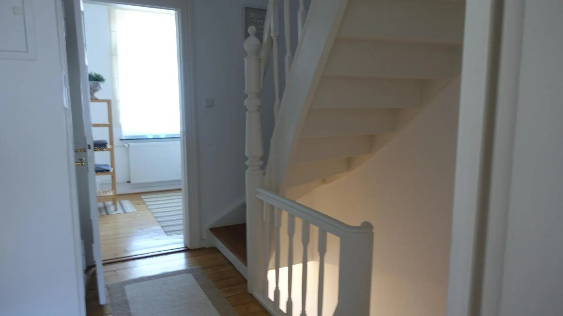 Apartment Gr Wohnung Mit 3 Sep Schlafzimmer Bremen