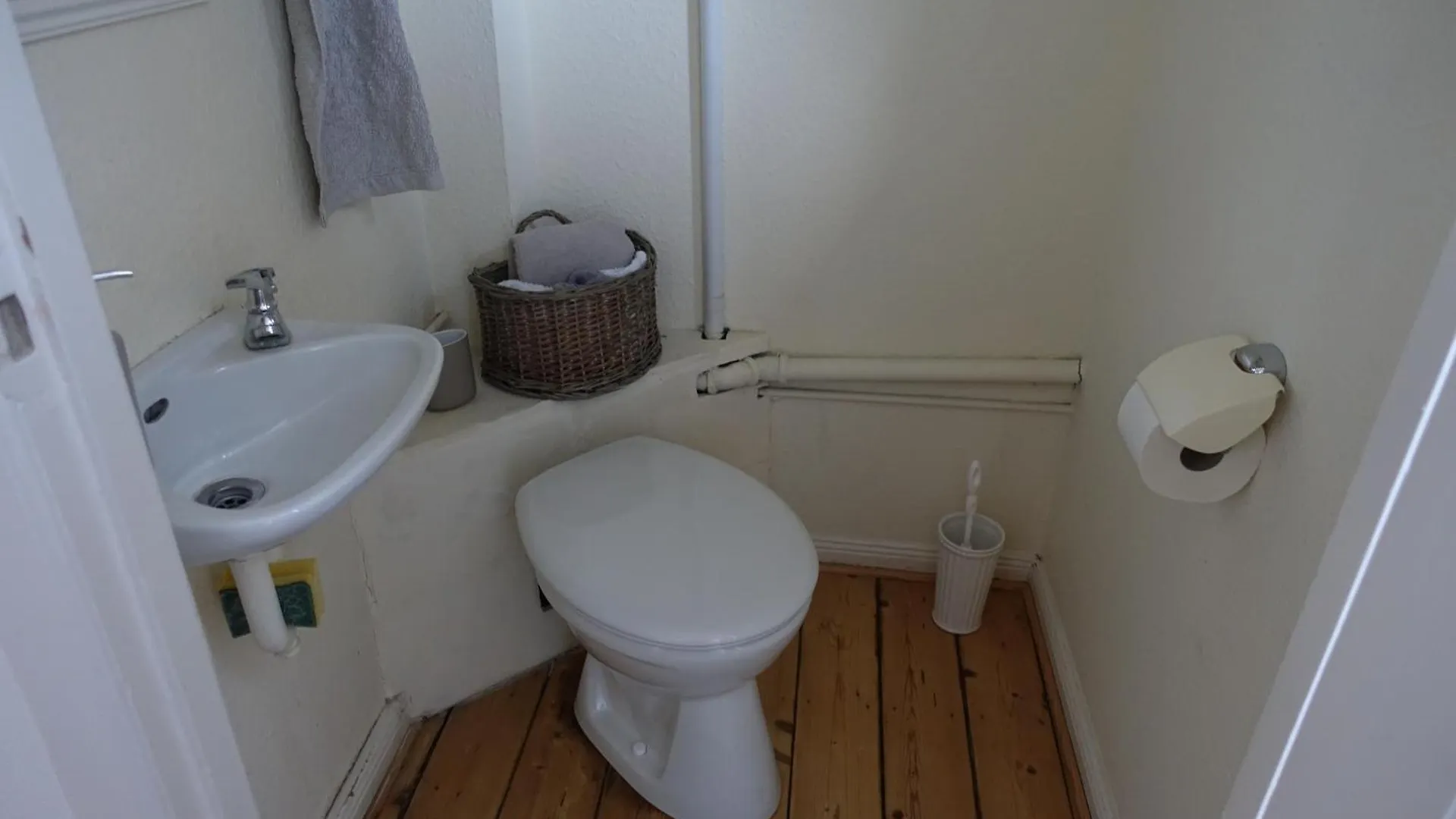 Gr Wohnung Mit 3 Sep Schlafzimmer Bremen 0*,