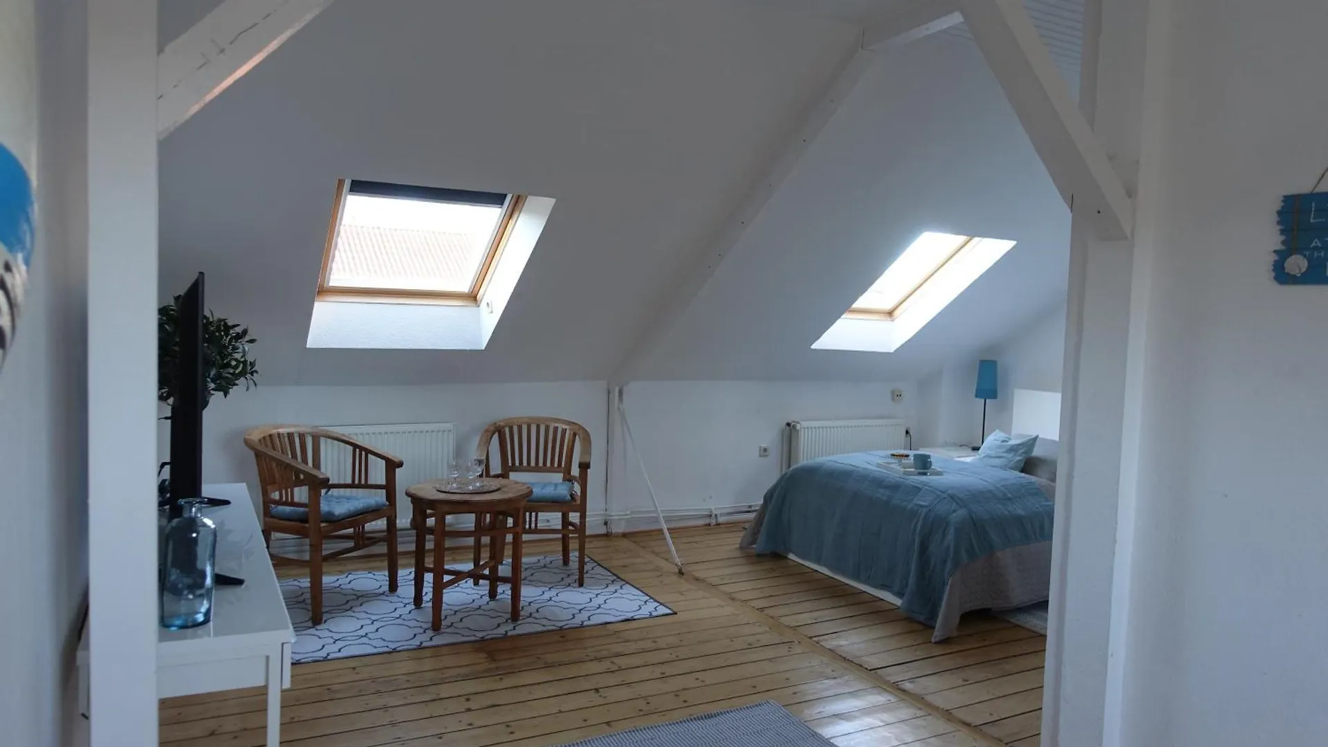 Gr Wohnung Mit 3 Sep Schlafzimmer Bremen 0*,  Germany