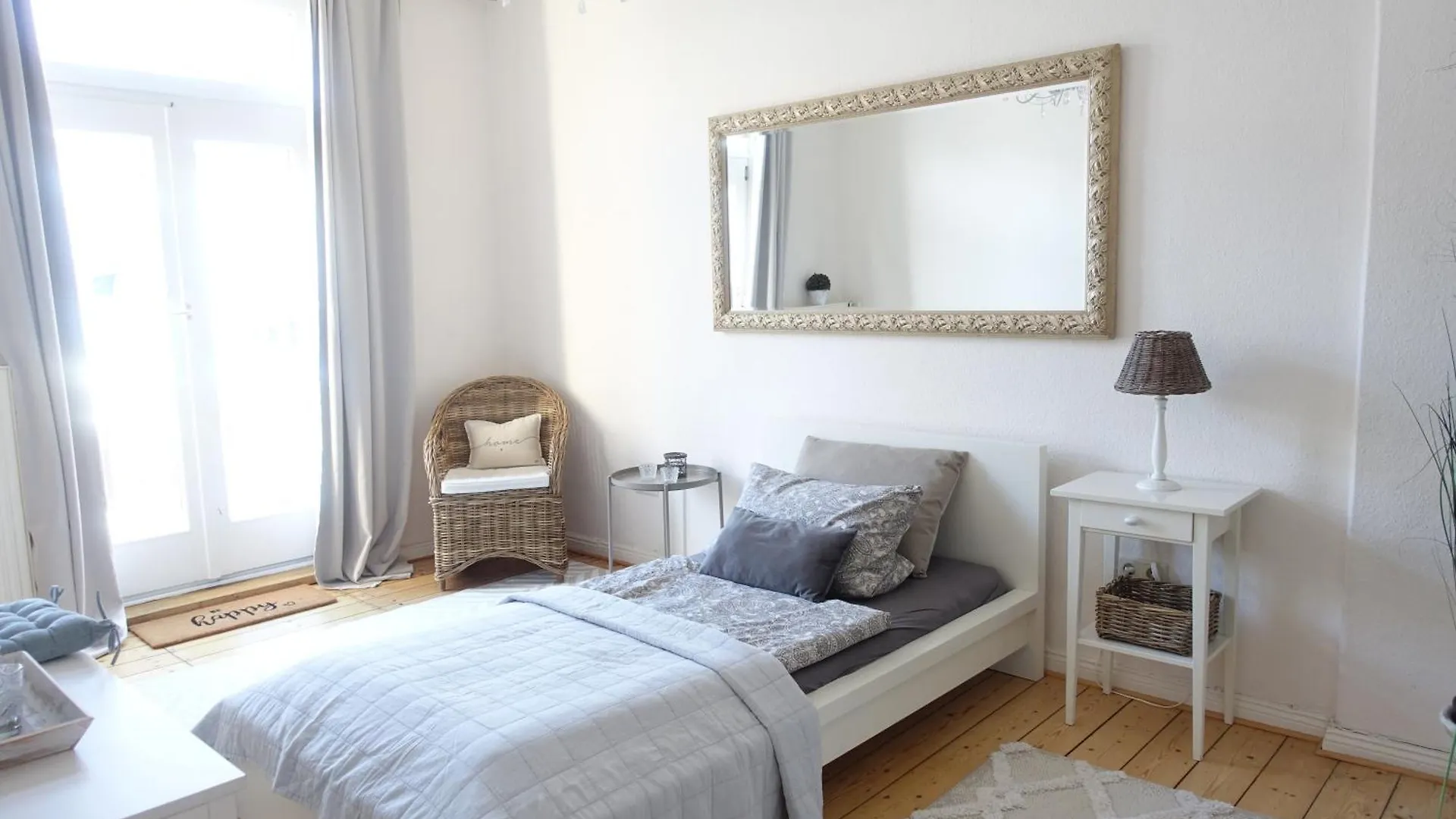 Gr Wohnung Mit 3 Sep Schlafzimmer Bremen Apartment