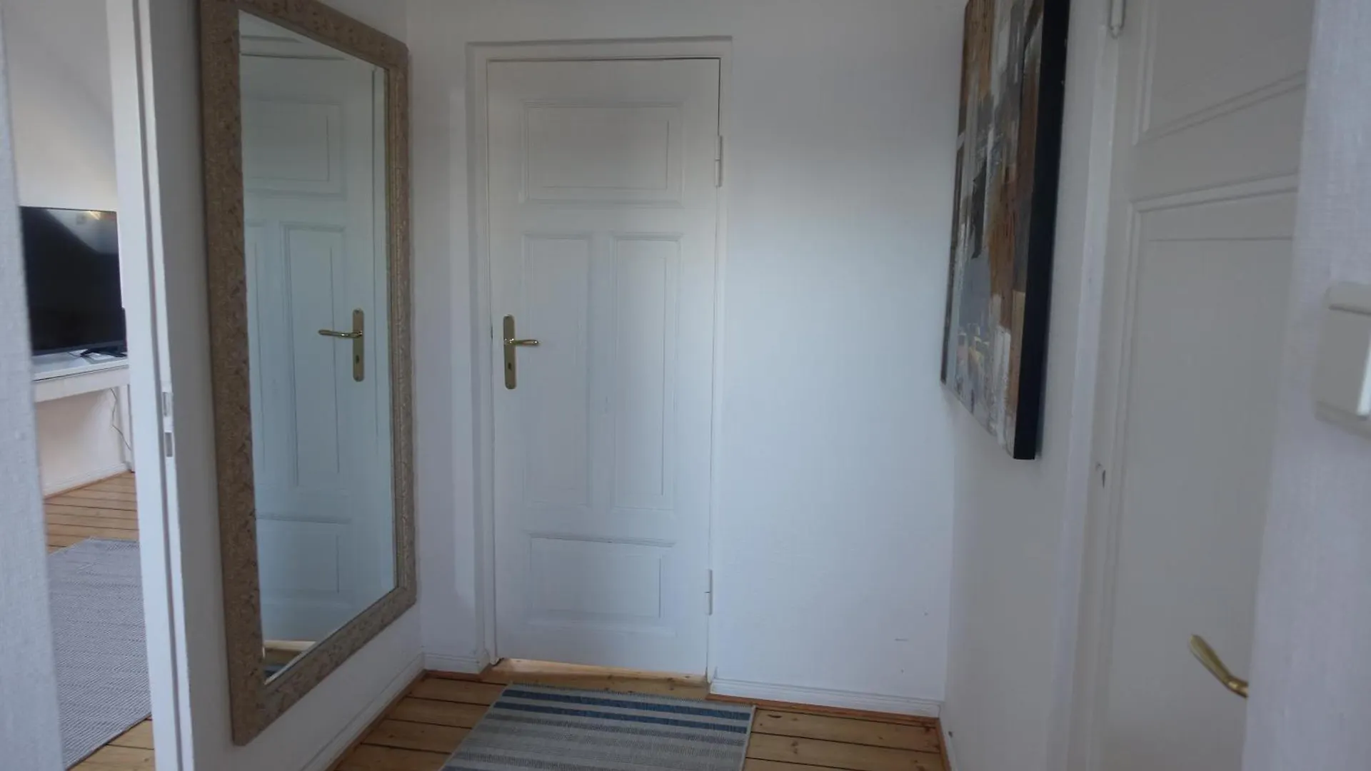 Gr Wohnung Mit 3 Sep Schlafzimmer Bremen 0*,